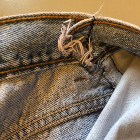 Levi’s shorts - Picture 3 of 3